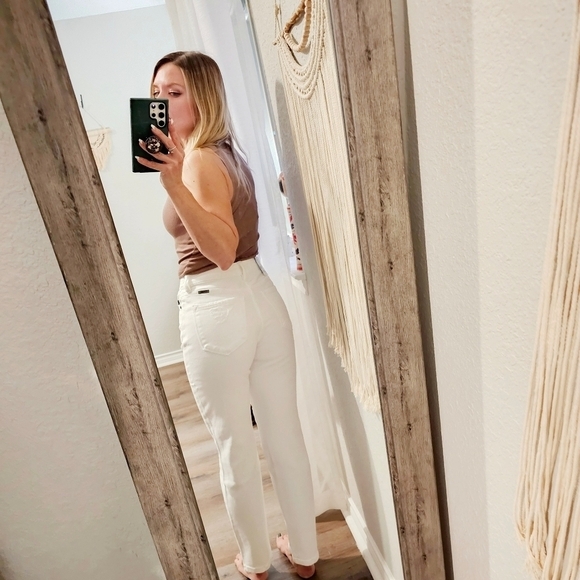 KanCan High Rise Slim Straight Fit Denim Jeans Stretch Distressed White 1/24 NEW - Picture 5 of 13